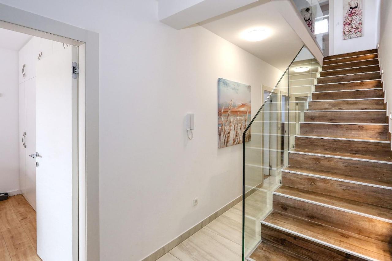 Luxury Apartment Isabell Zaton  Eksteriør billede