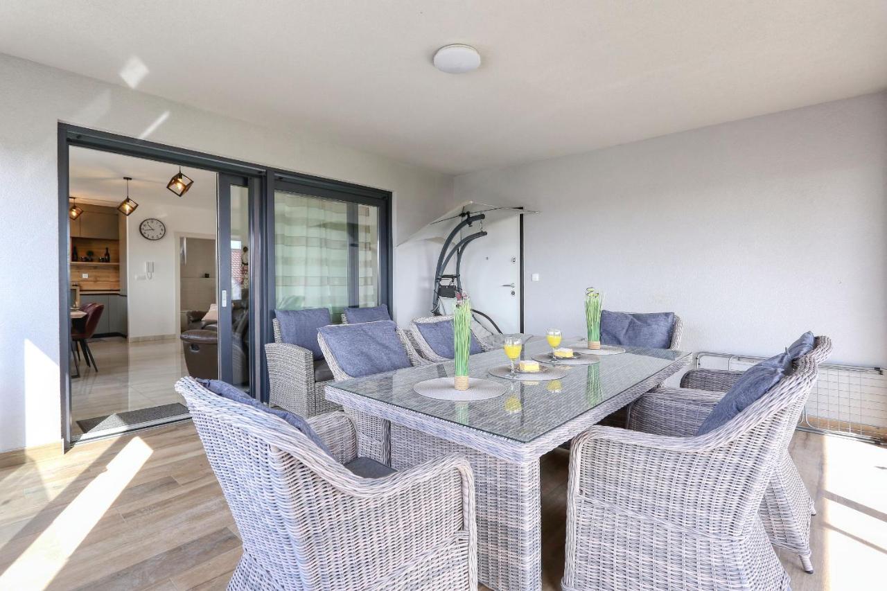 Luxury Apartment Isabell Zaton  Eksteriør billede