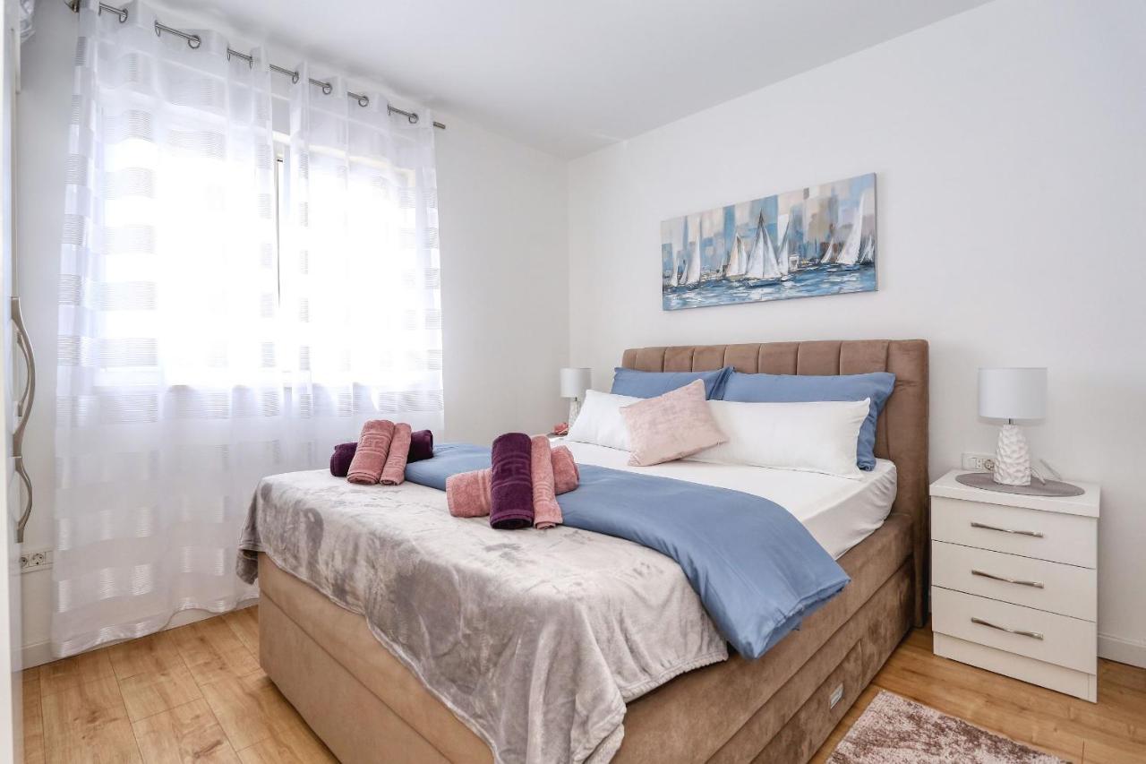 Luxury Apartment Isabell Zaton  Eksteriør billede